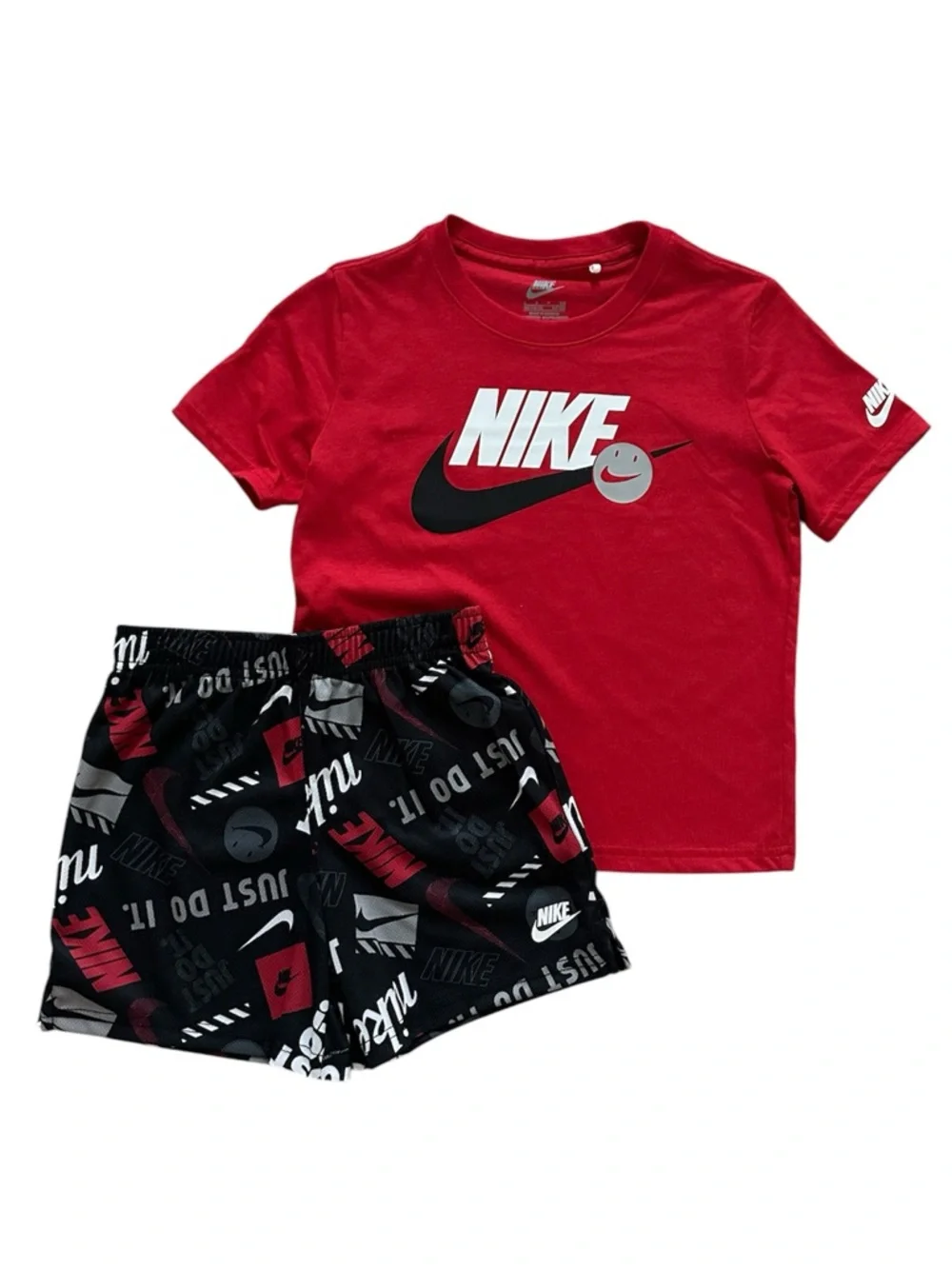 Boys Size 6 Nike 2 Piece Set NWT Red Graphic Tee & Black Logo Shorts Outfit - Picture 3 of 3